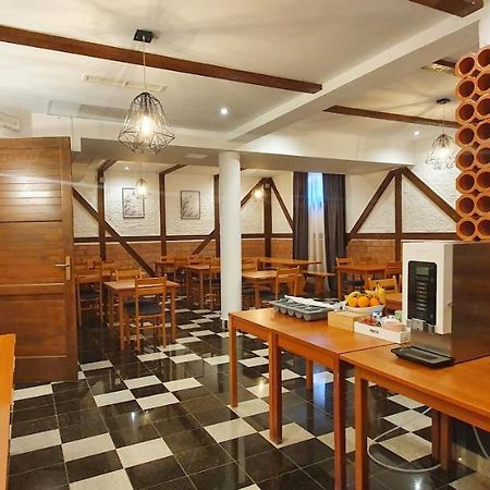 Aparthotel Zaton Затон Экстерьер фото