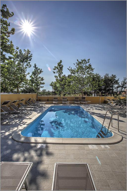 Aparthotel Zaton Затон Экстерьер фото