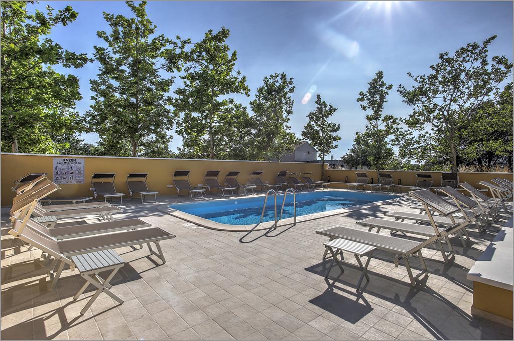 Aparthotel Zaton Затон Экстерьер фото