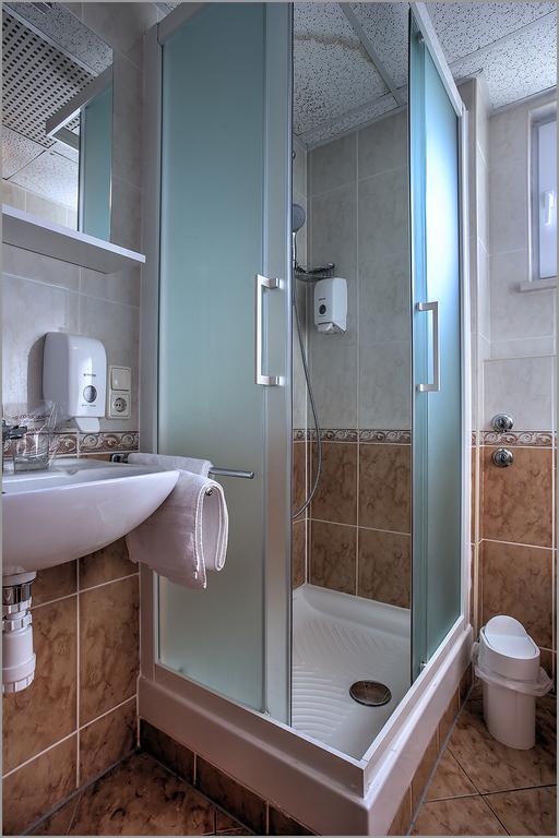 Aparthotel Zaton Затон Экстерьер фото