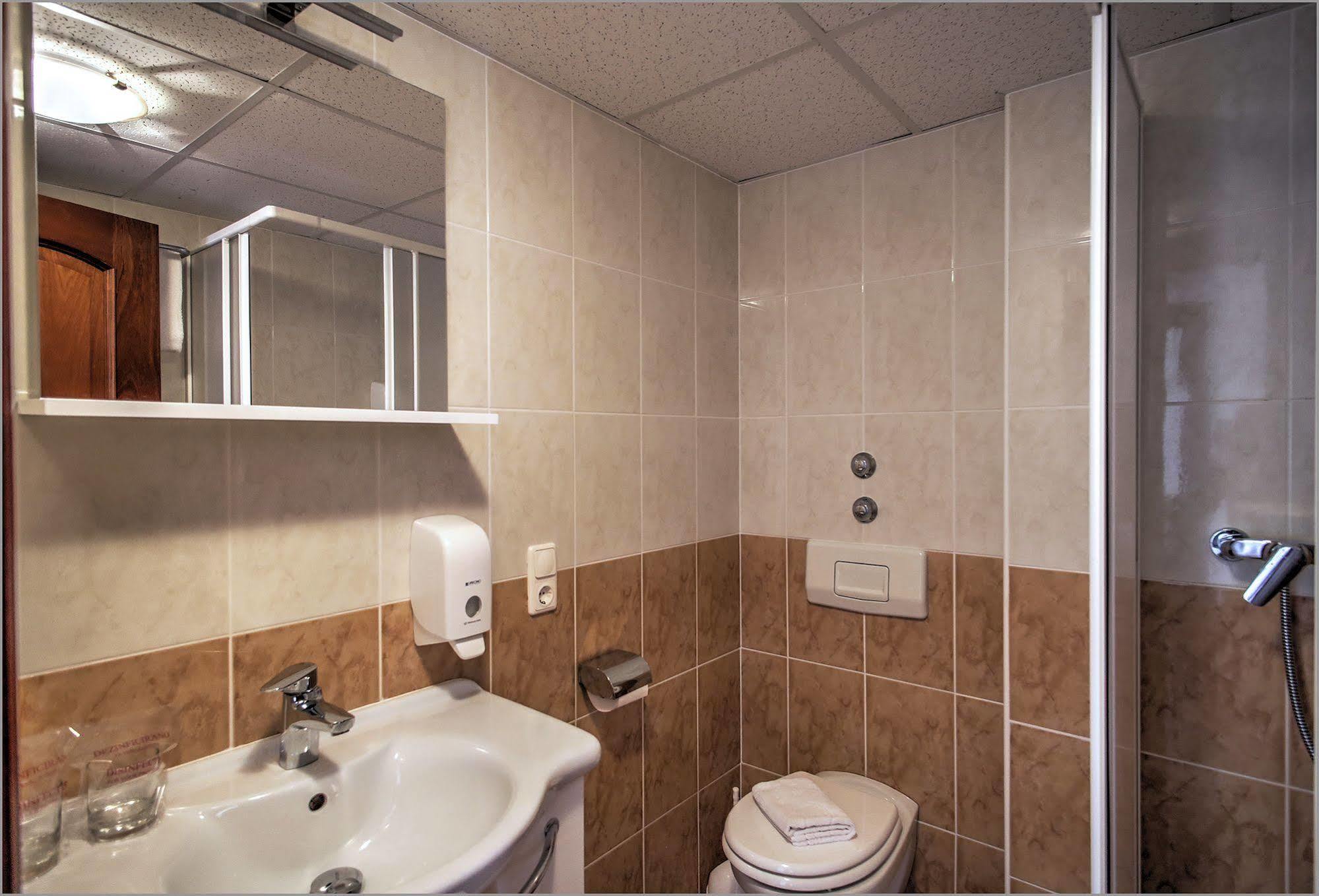 Aparthotel Zaton Затон Экстерьер фото